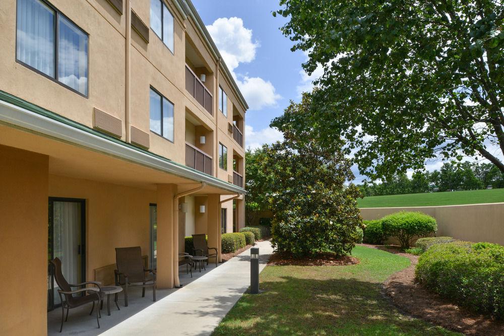 Courtyard By Marriott Columbia Northeast/Fort Jackson Area Esterno foto
