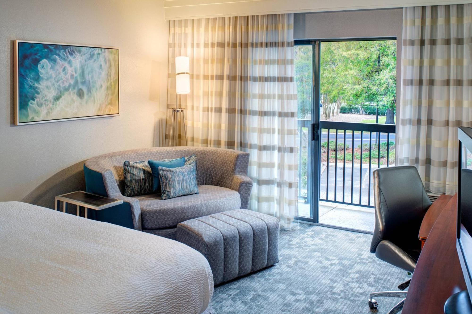 Courtyard By Marriott Columbia Northeast/Fort Jackson Area Esterno foto