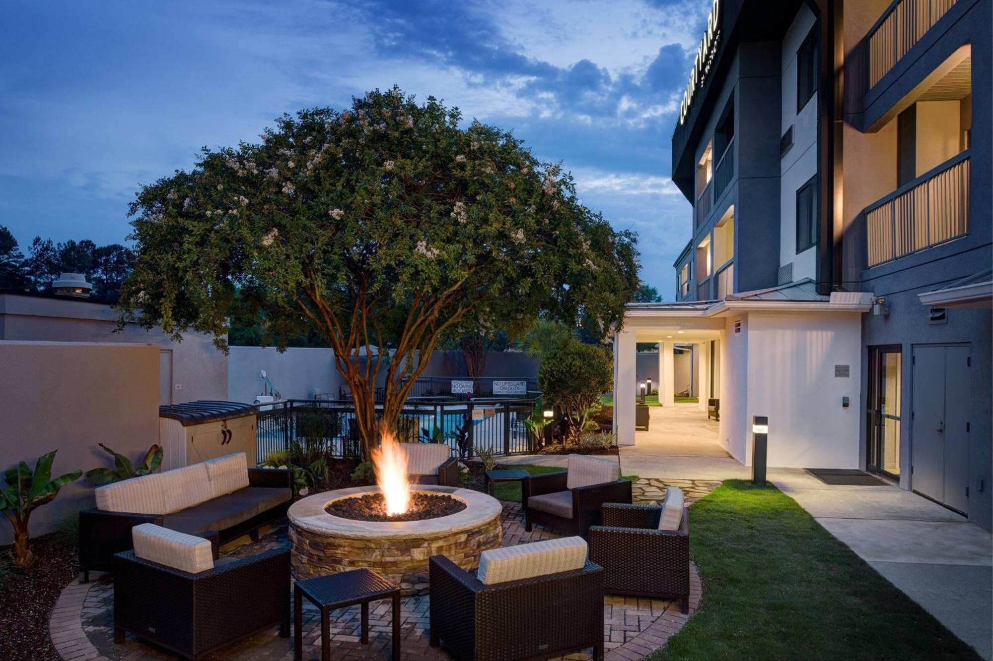 Courtyard By Marriott Columbia Northeast/Fort Jackson Area Esterno foto