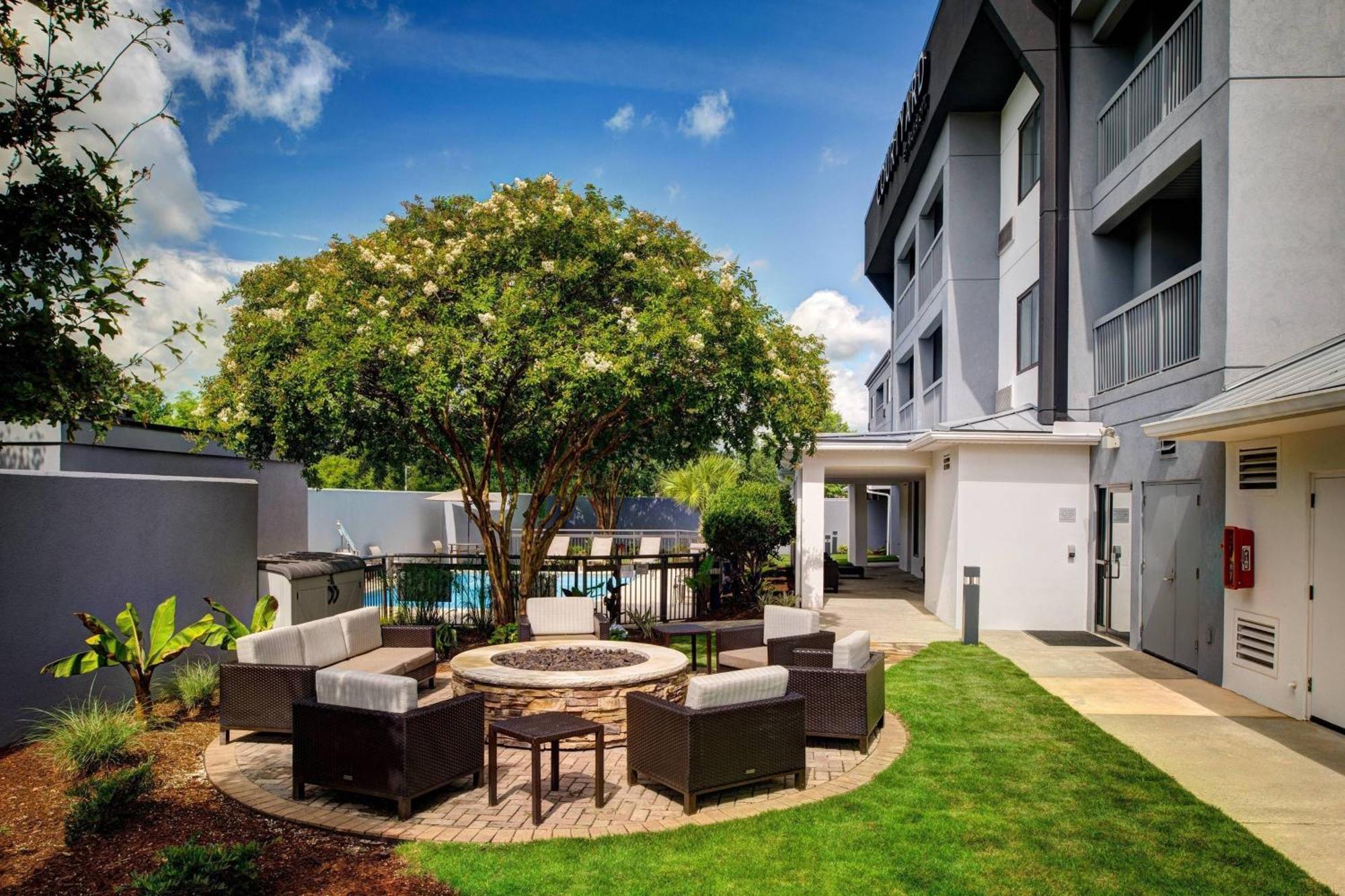 Courtyard By Marriott Columbia Northeast/Fort Jackson Area Esterno foto