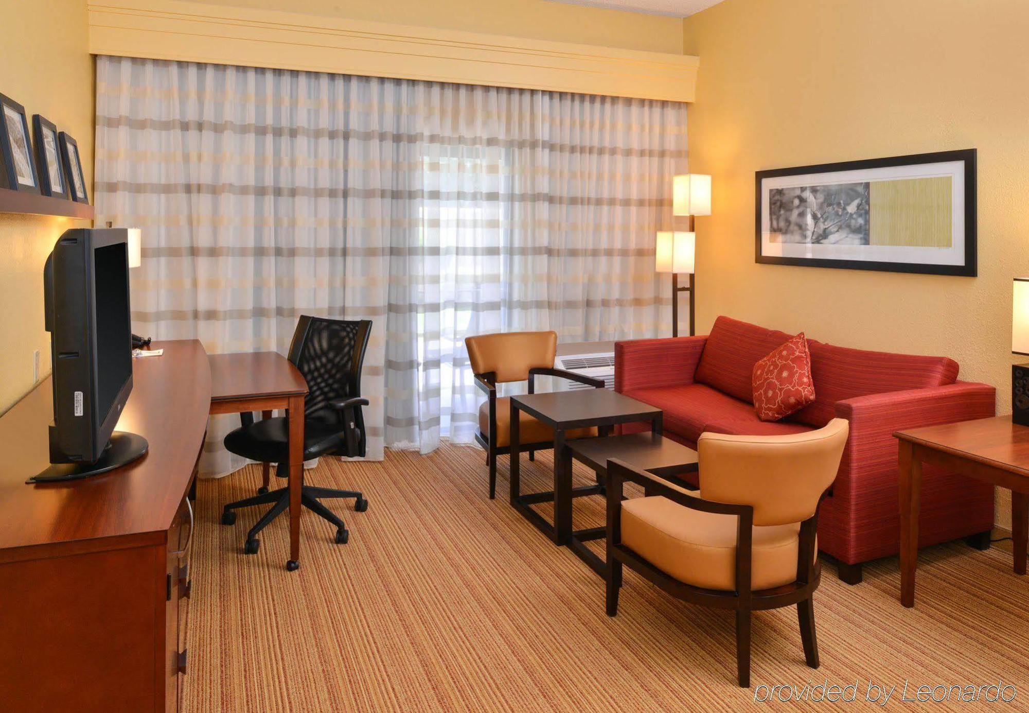 Courtyard By Marriott Columbia Northeast/Fort Jackson Area Esterno foto