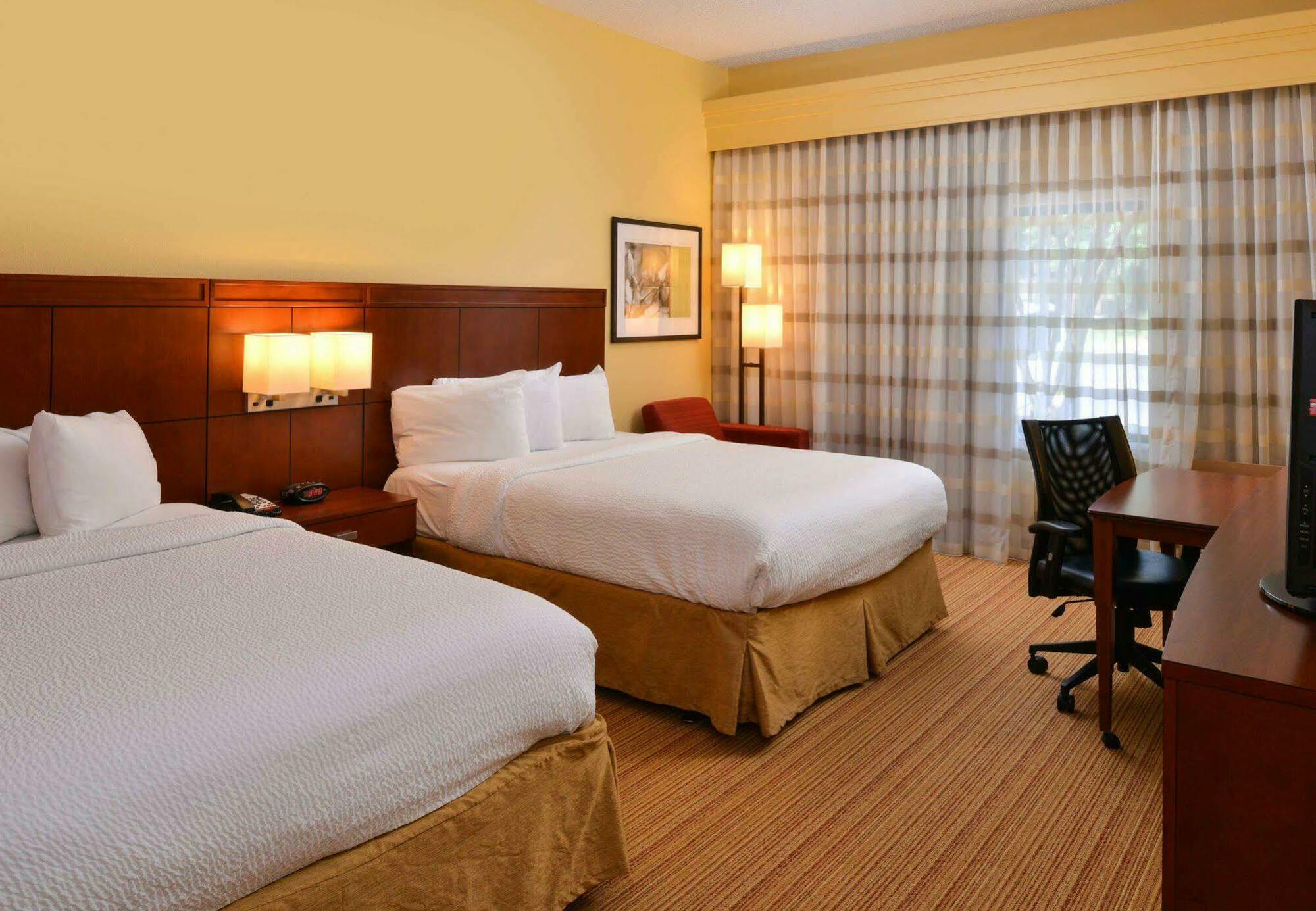 Courtyard By Marriott Columbia Northeast/Fort Jackson Area Esterno foto